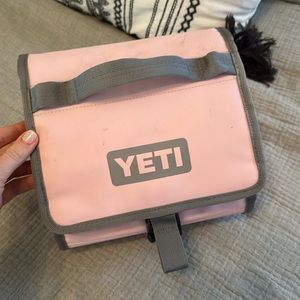Yeti pink insulated lunch bag